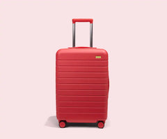 The Bigger Carry-On in Jessie Red
