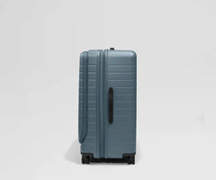 Topside Medium Trunk in Coast Blue