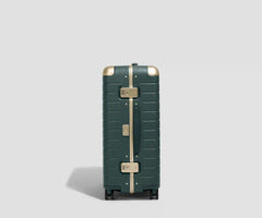 The Aluminum Edge Medium in Ivy Green