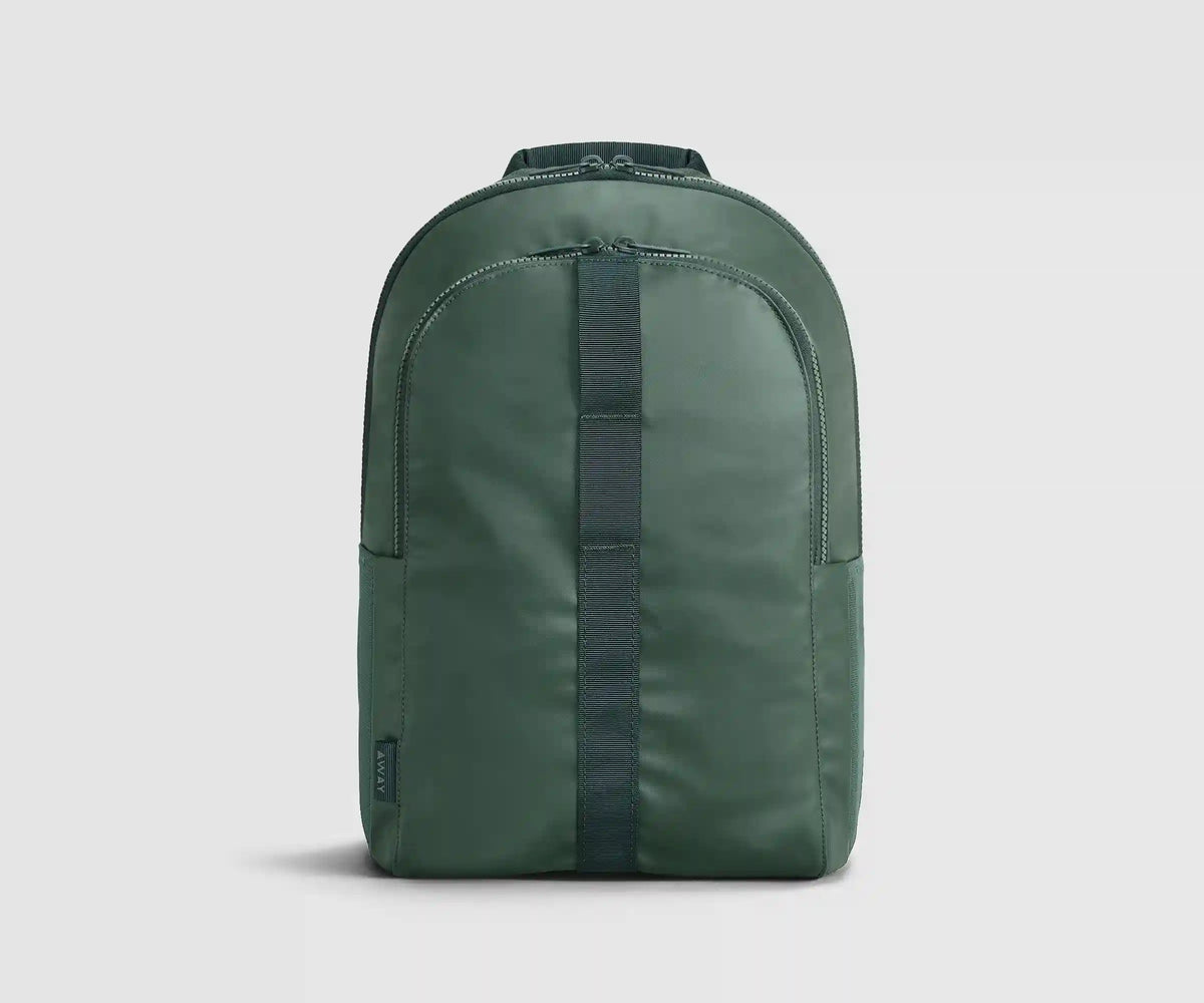 Active Backpack 26L in Forest Green