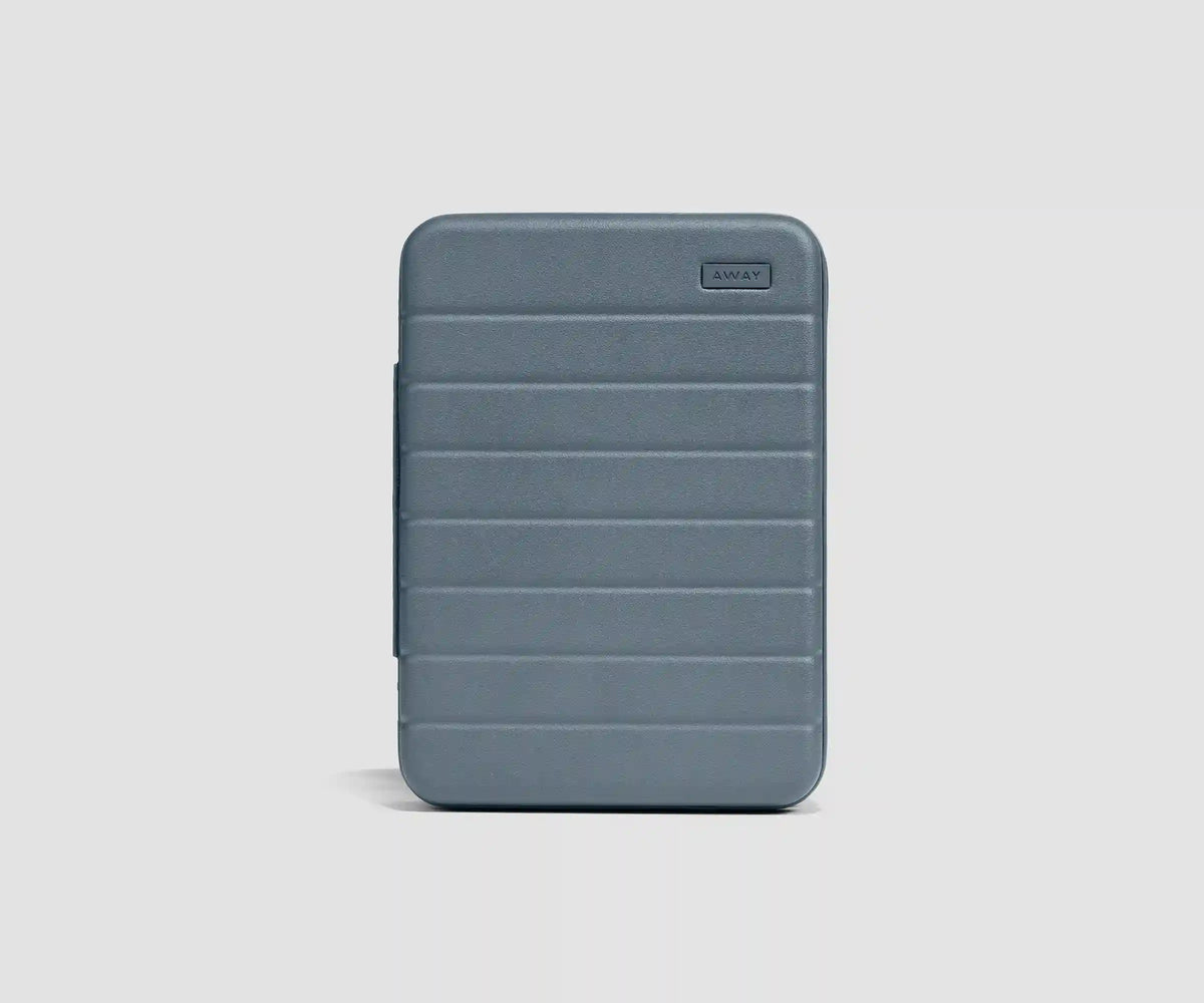 Medium Tech Case in Coast Blue